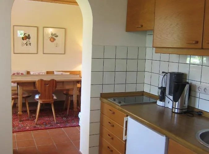 Elisabeth Am Apartamento